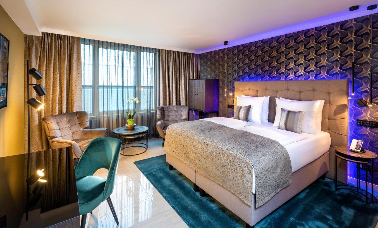 โรงแรมพาเลซ เบอร์ลิน ภายนอก รูปภาพ Deluxe room
