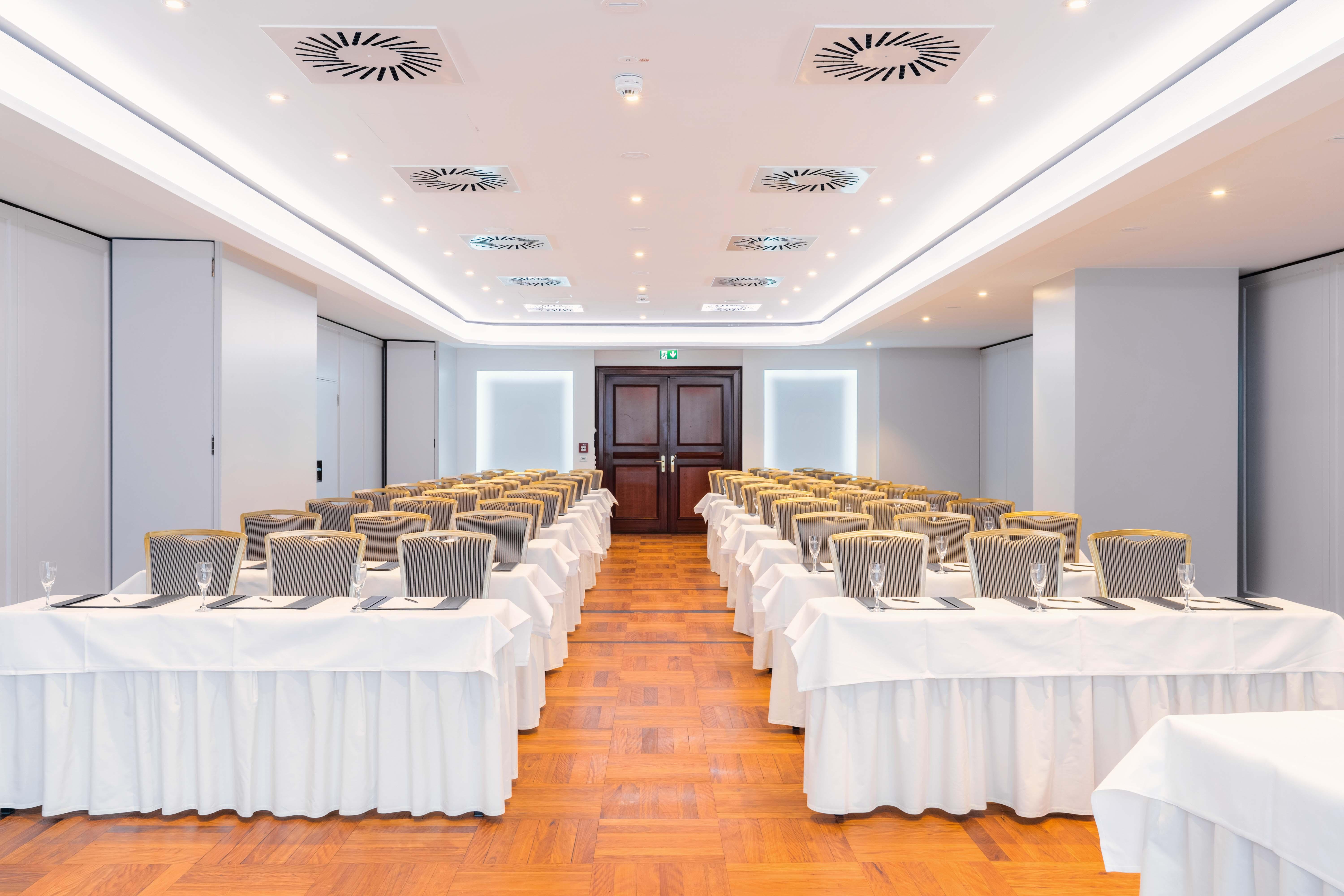โรงแรมพาเลซ เบอร์ลิน ภายนอก รูปภาพ Meeting room